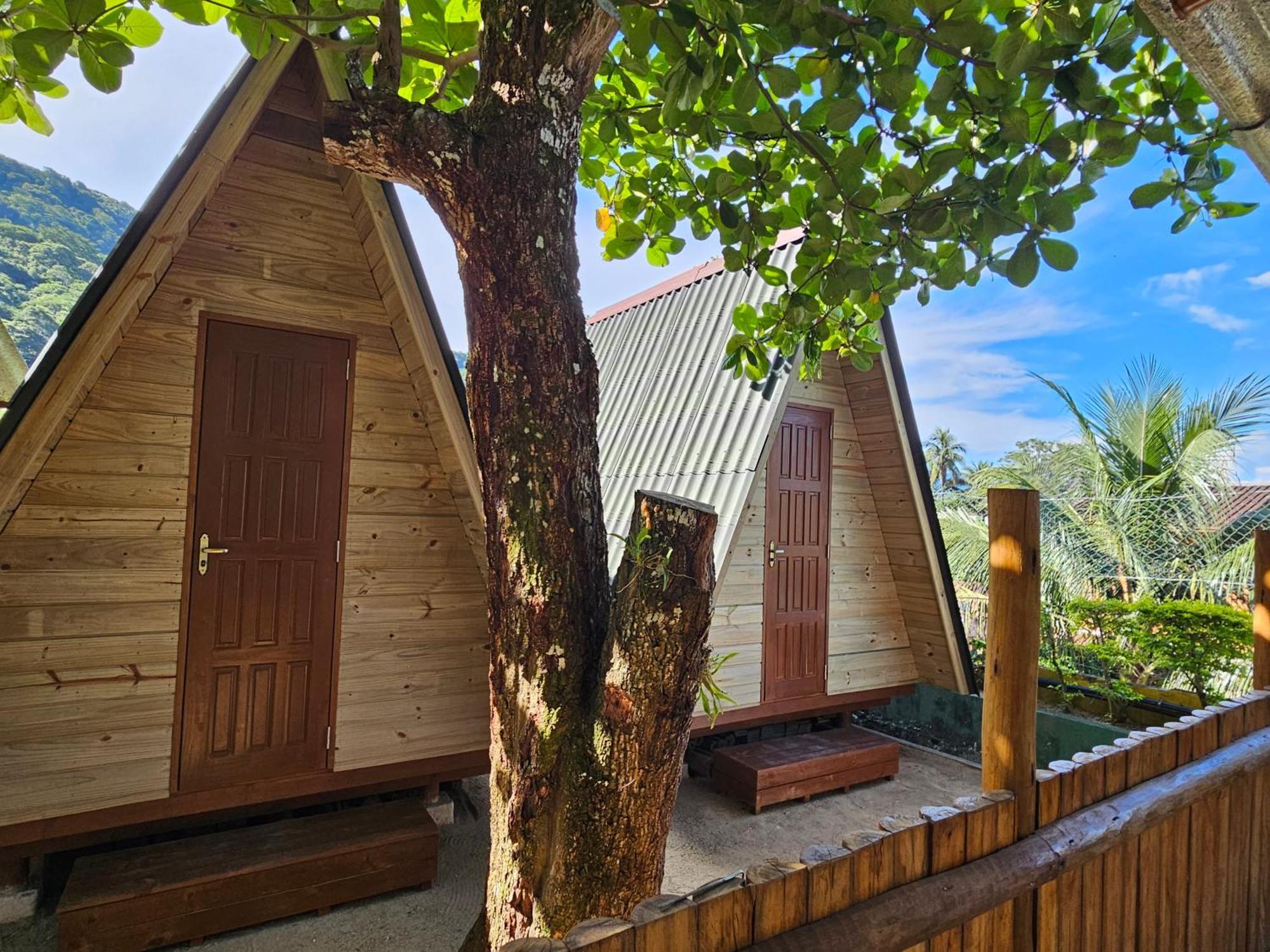 Raio De Sol Pousada & Camping Abraão Kültér fotó